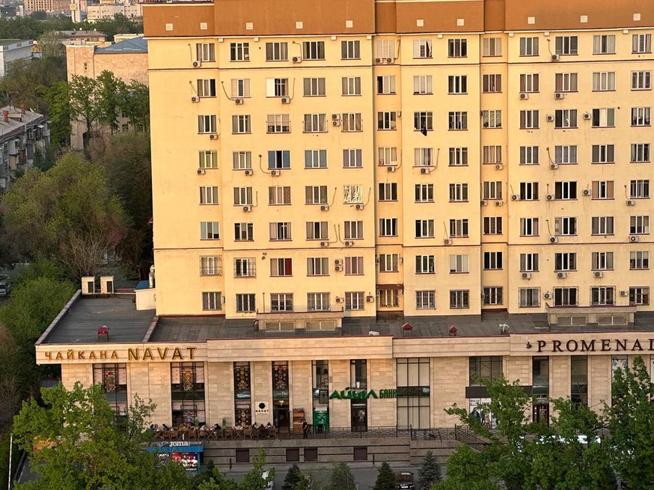 Apartment With City View On Sydykova St. 123 Bisjkek Buitenkant foto